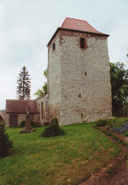 Kirche von Turmseite.jpg (1542218 Byte)
